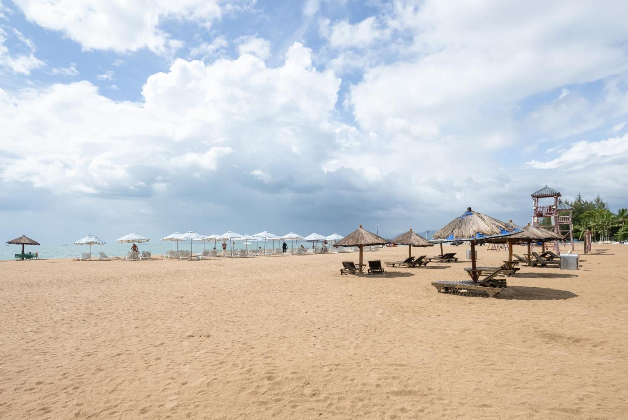 Puhai Sea View Apt By Hailan Tour At Sanya Yazhou Bay#Only 100 Meters To Beach And Sea Swimming Area Kültér fotó