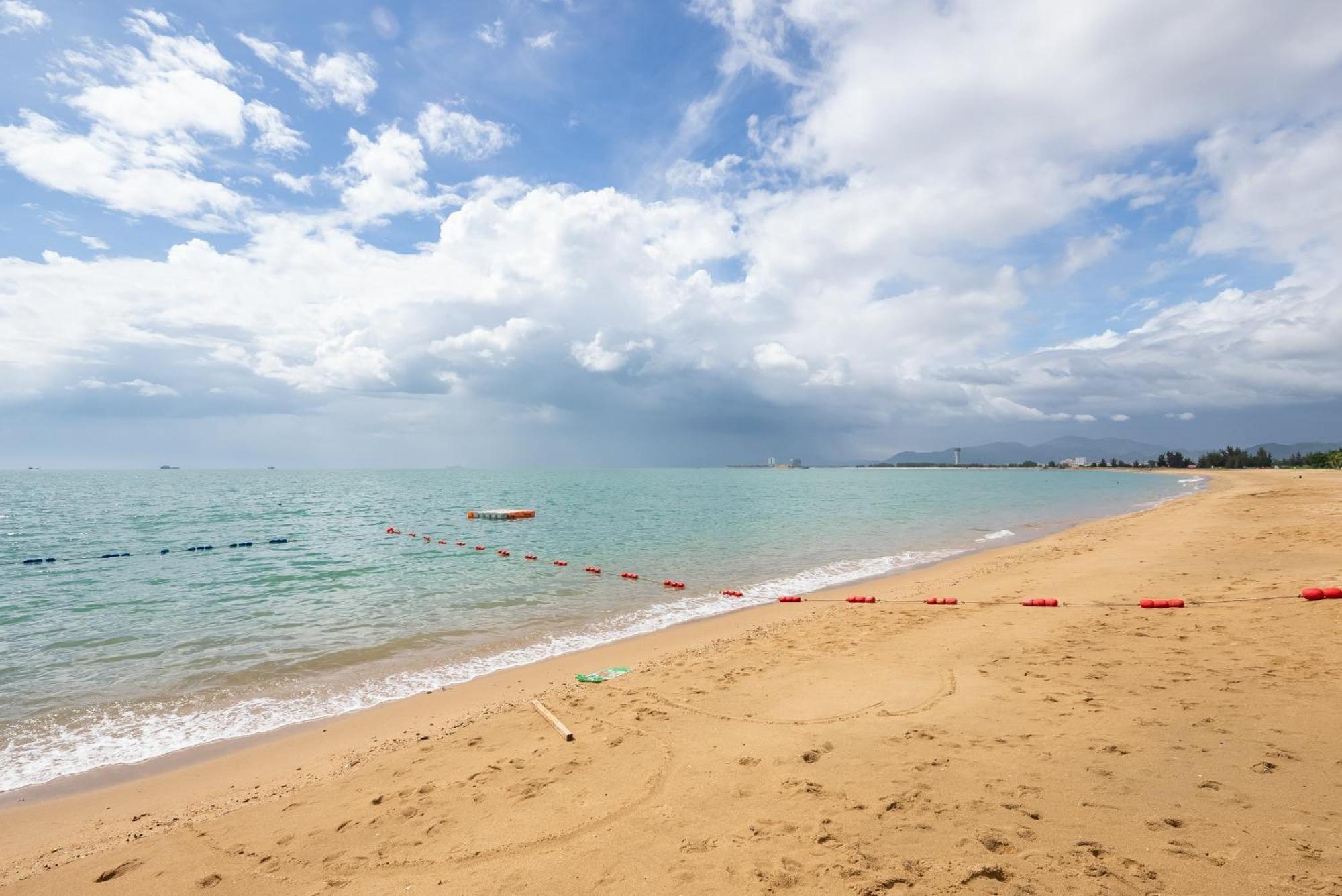 Puhai Sea View Apt By Hailan Tour At Sanya Yazhou Bay#Only 100 Meters To Beach And Sea Swimming Area Kültér fotó